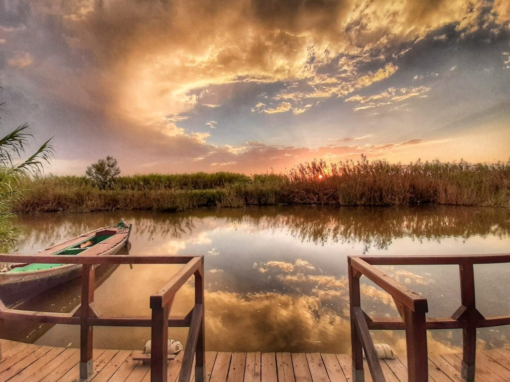 Atardecer en el embarcadero - El Tío Pastilla